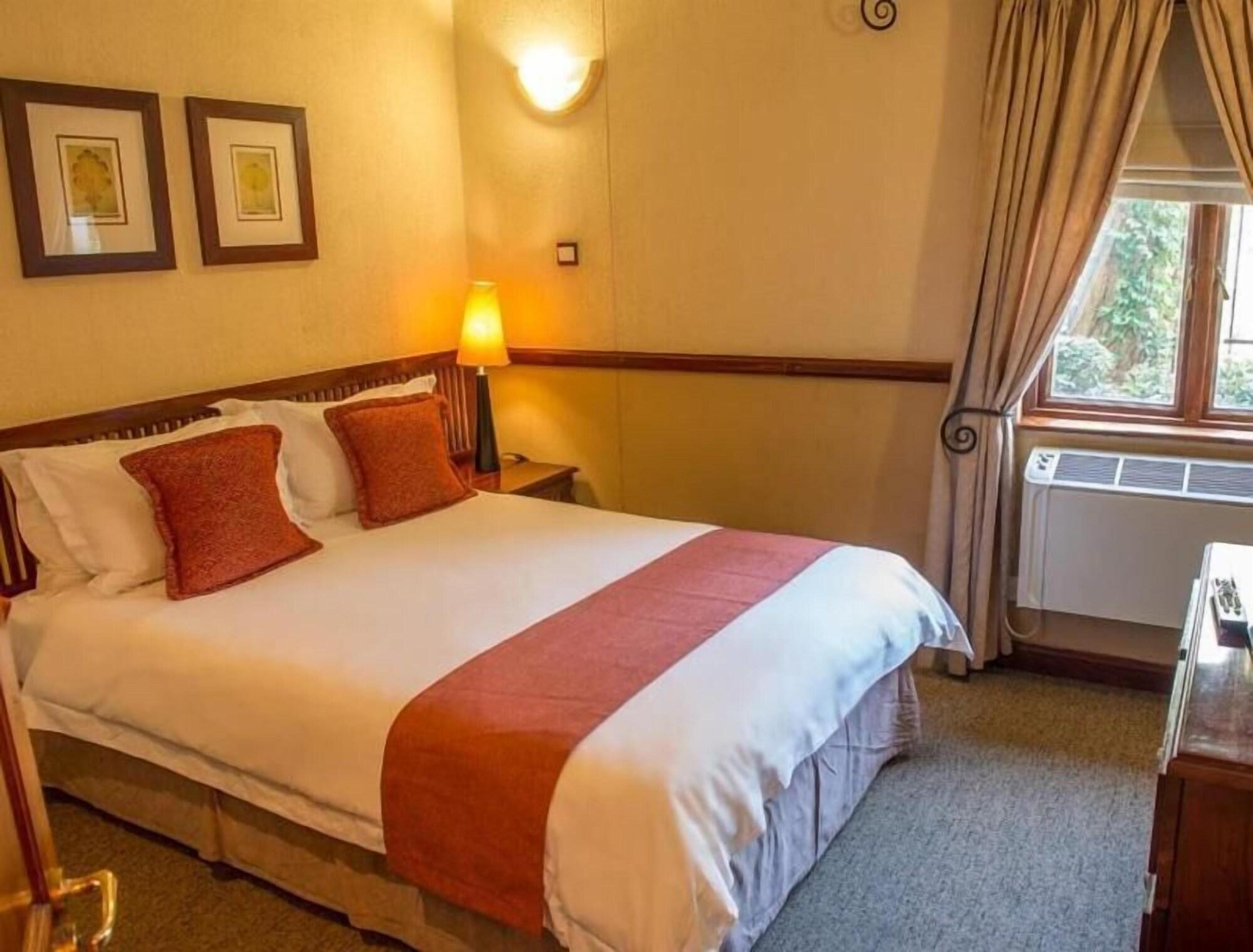 גאבורון Peermont Mondior Hotel מראה חיצוני תמונה