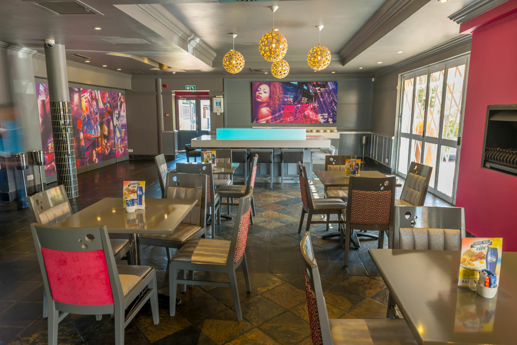 גאבורון Peermont Mondior Hotel מראה חיצוני תמונה