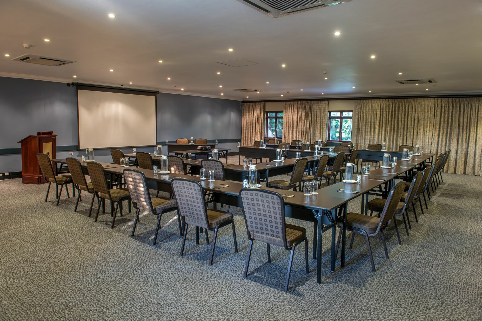 גאבורון Peermont Mondior Hotel מראה חיצוני תמונה