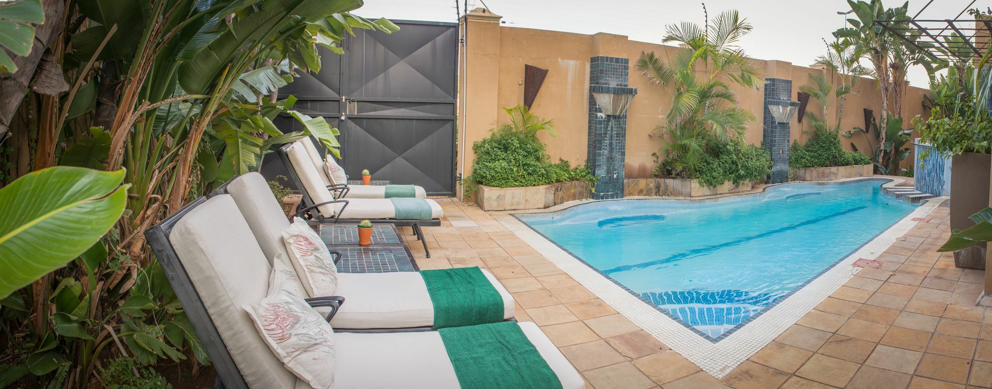 גאבורון Peermont Mondior Hotel מראה חיצוני תמונה