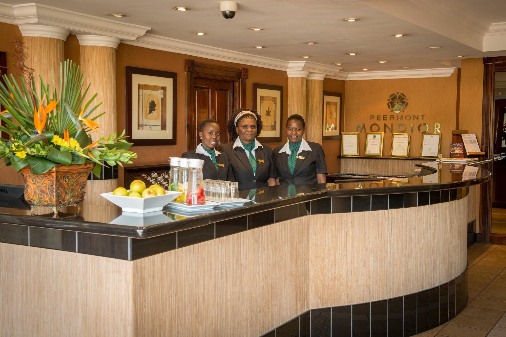 גאבורון Peermont Mondior Hotel מראה חיצוני תמונה