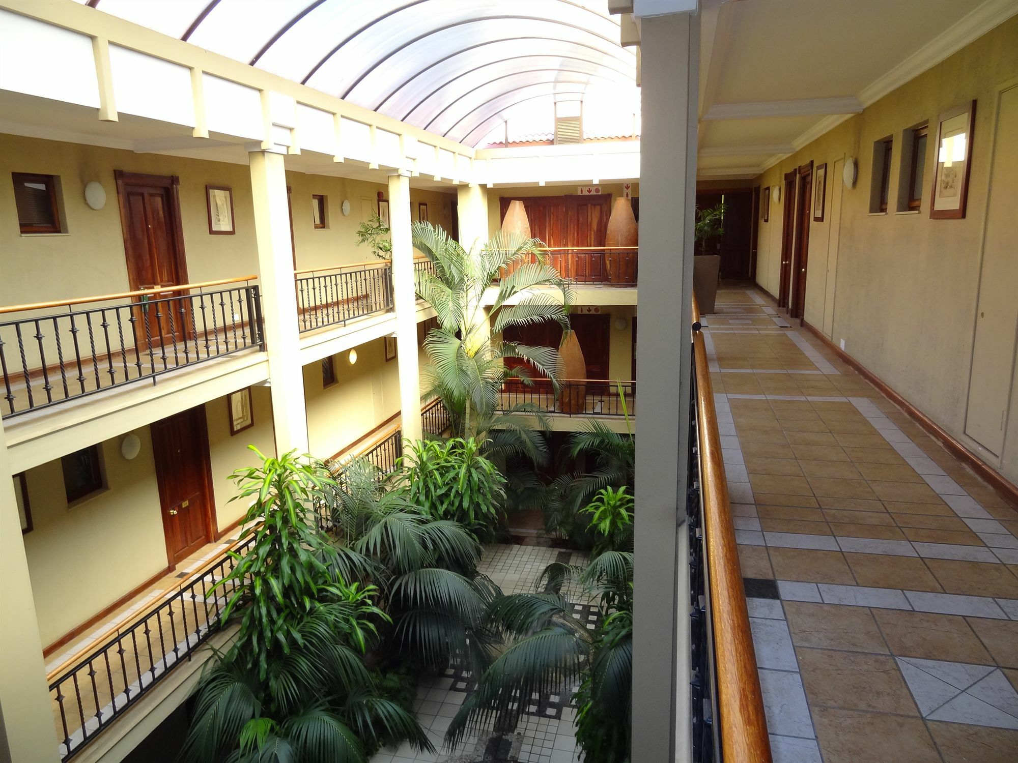 גאבורון Peermont Mondior Hotel מראה חיצוני תמונה
