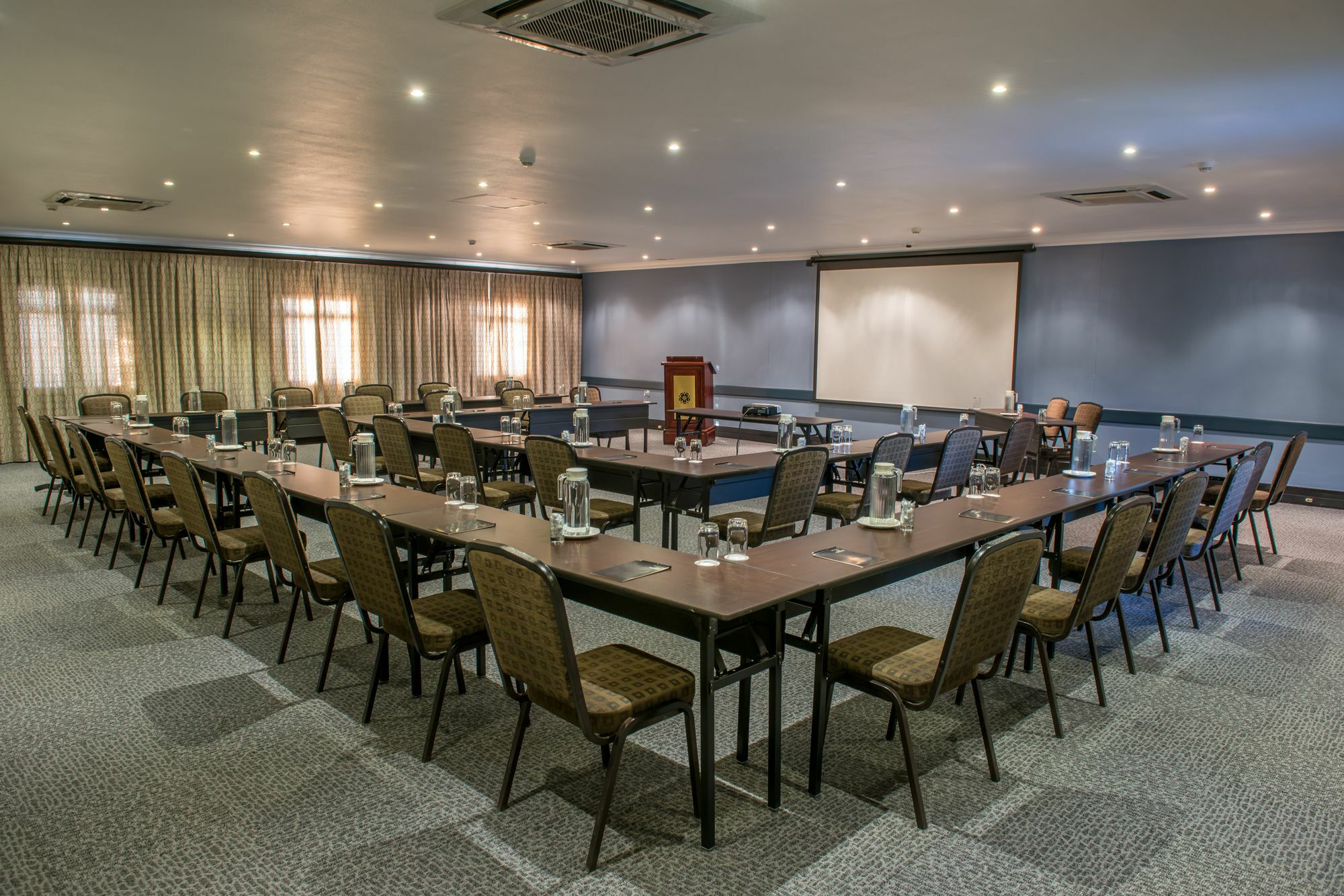 גאבורון Peermont Mondior Hotel מראה חיצוני תמונה